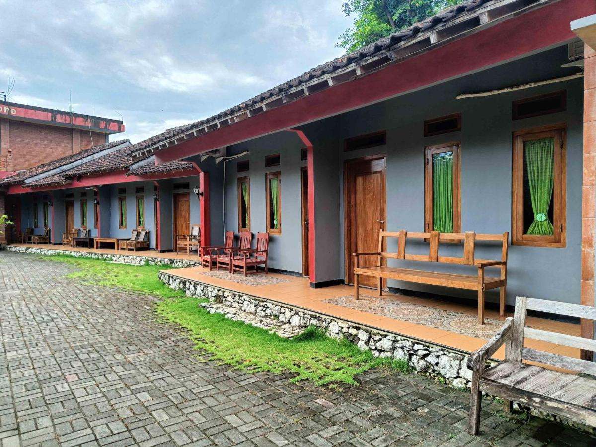 Jogo Segoro Homestay Mitra Reddoorz Near Pantai Sundak Gunungkidul Ngandong Εξωτερικό φωτογραφία
