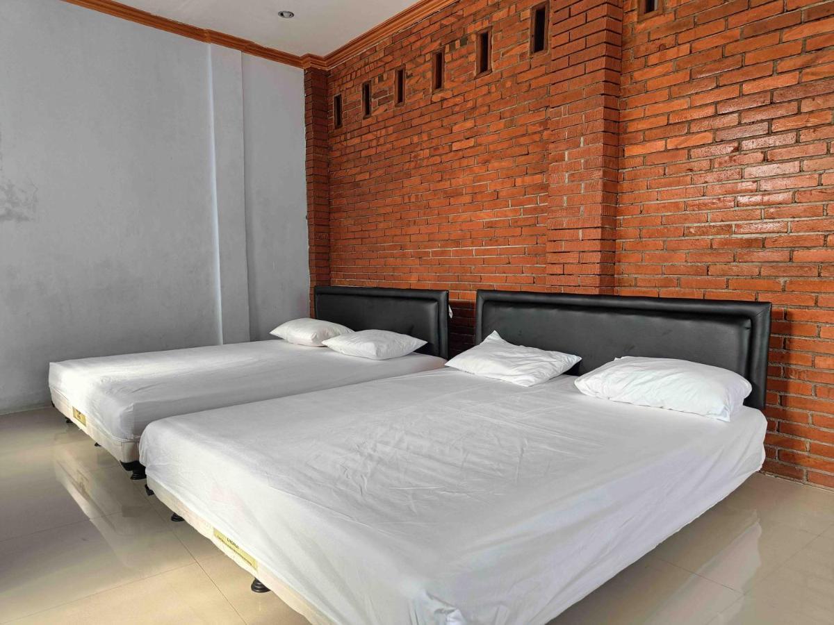 Jogo Segoro Homestay Mitra Reddoorz Near Pantai Sundak Gunungkidul Ngandong Εξωτερικό φωτογραφία