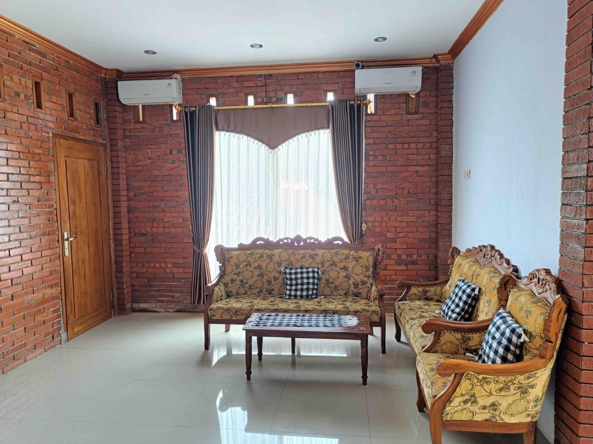 Jogo Segoro Homestay Mitra Reddoorz Near Pantai Sundak Gunungkidul Ngandong Εξωτερικό φωτογραφία